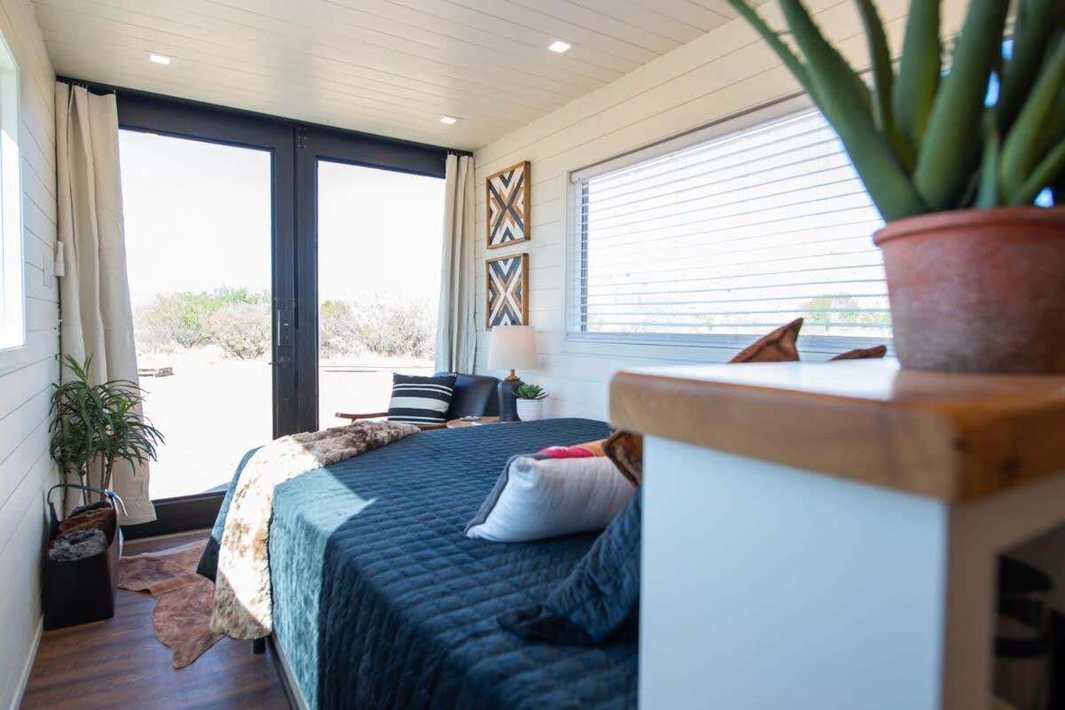 New The Buffalo-Shipping Container In Alpine Exteriér fotografie